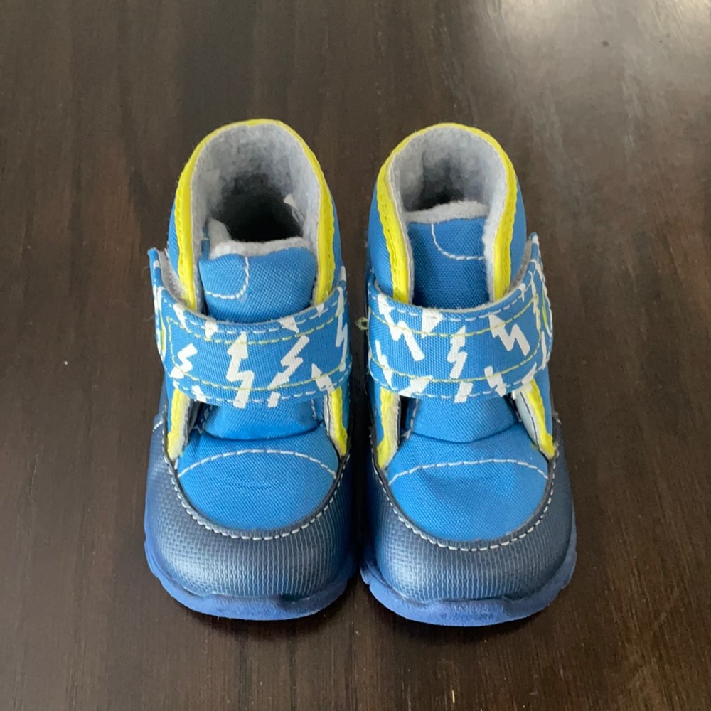 Sea Kai Run winter boots.